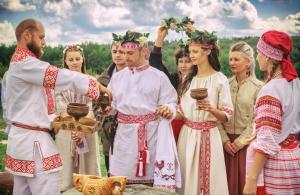 Современная русская свадьба: старинные обычаи и новые веяния